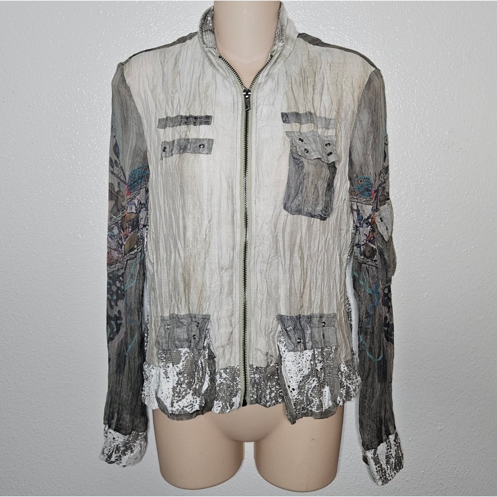 Cativa Mixed Media Zip‎ Jacket Lace Graphic Print